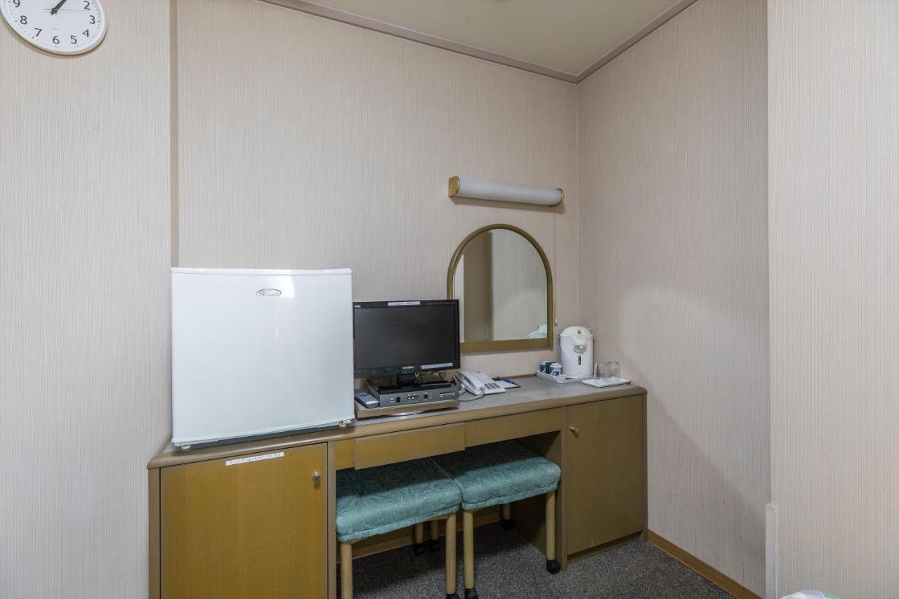 Tabist Business Hotel Takamado Shin-Omiya Nara Extérieur photo